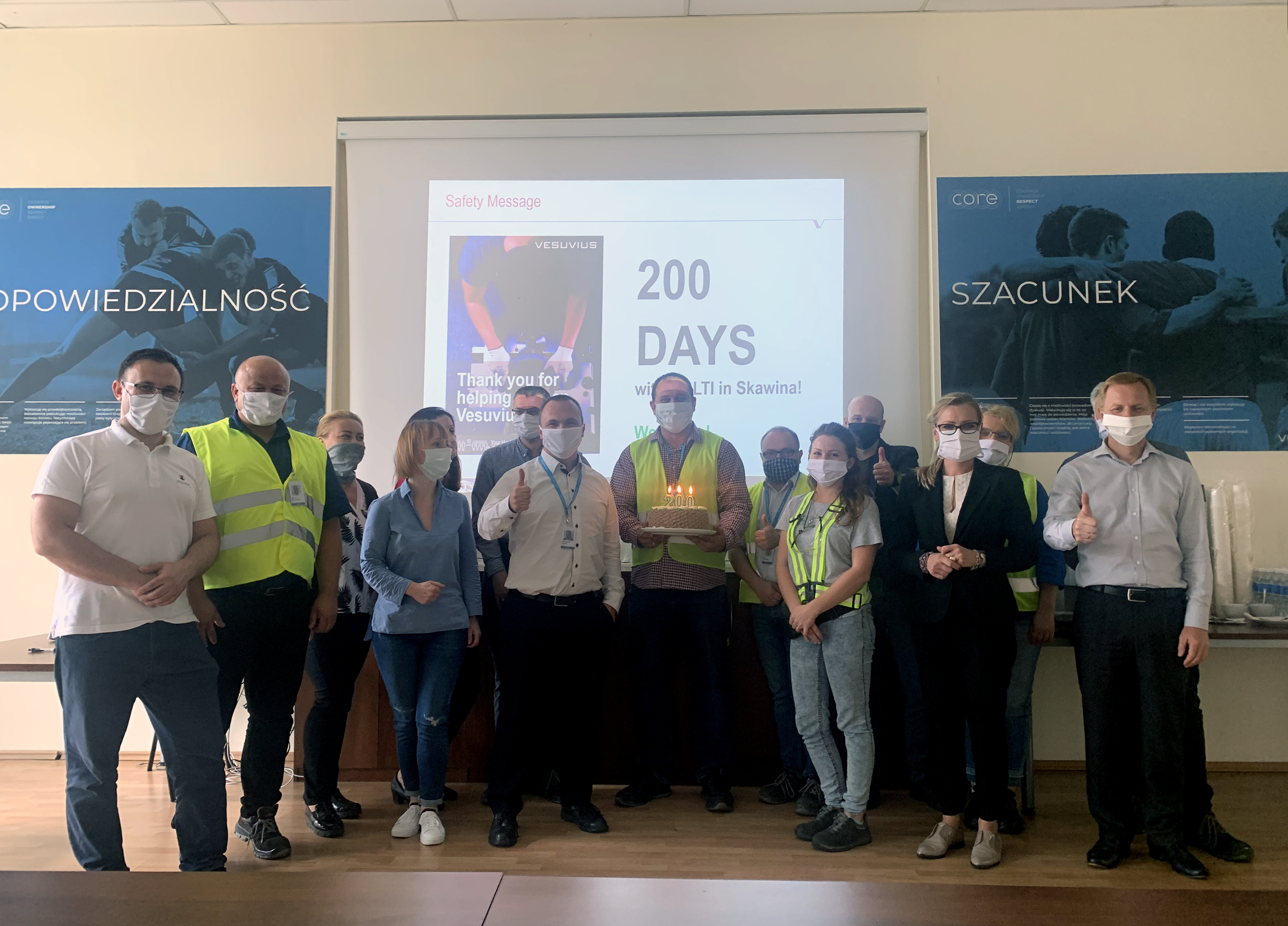pracownicy Vesuvius Skawina świętują 200 dni bez wypadku